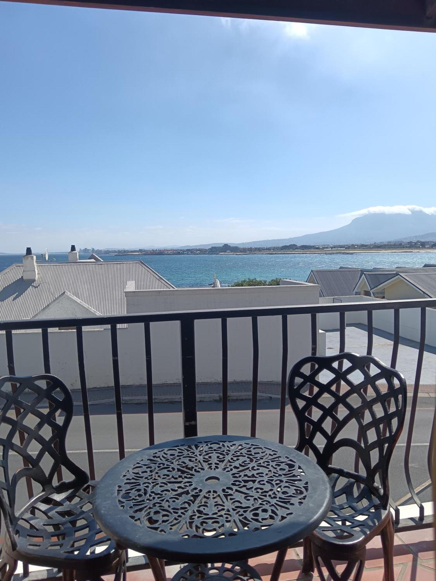Berg En Zee Guesthouse Гордонс-Бэй Экстерьер фото