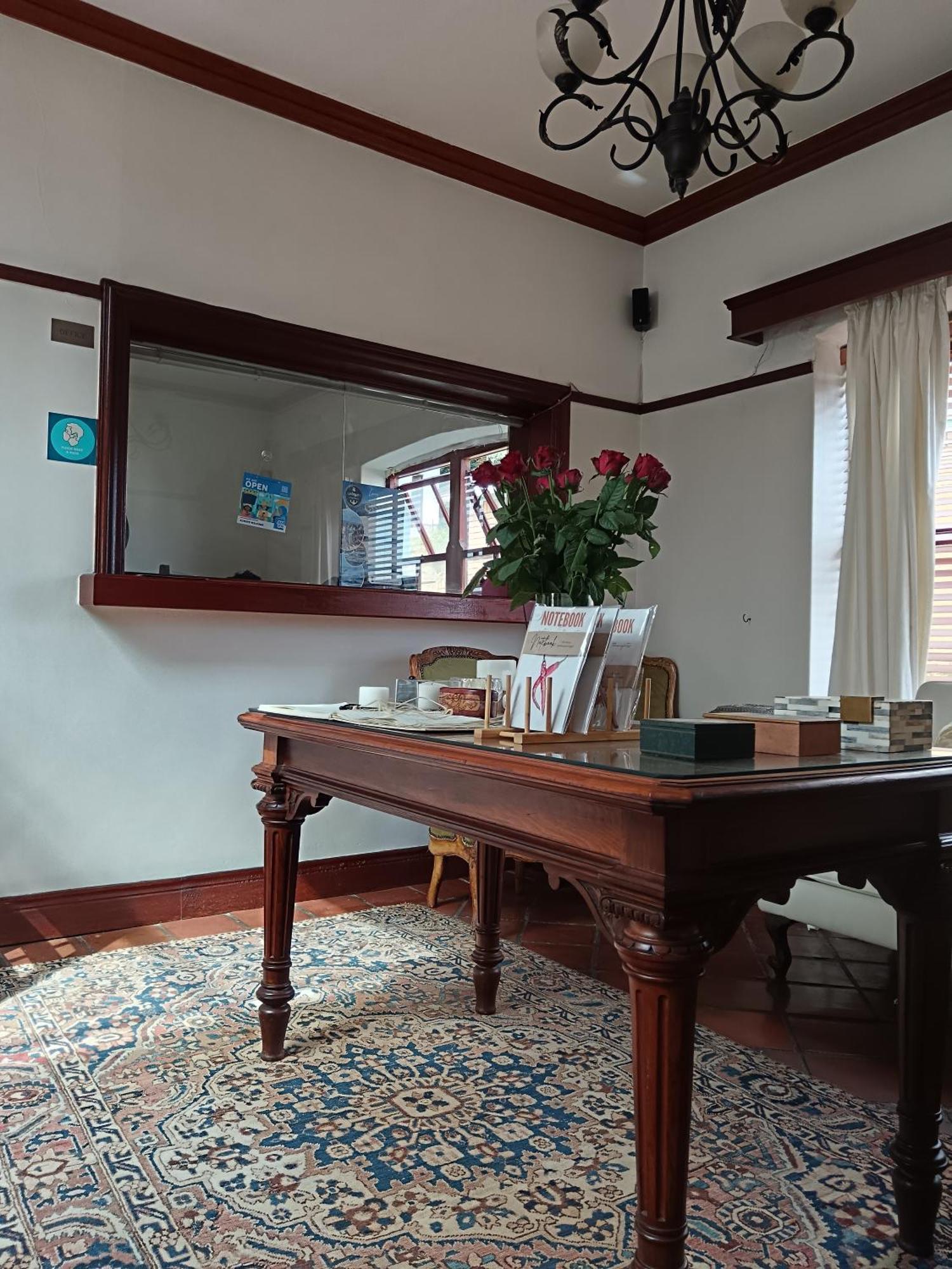 Berg En Zee Guesthouse Гордонс-Бэй Экстерьер фото