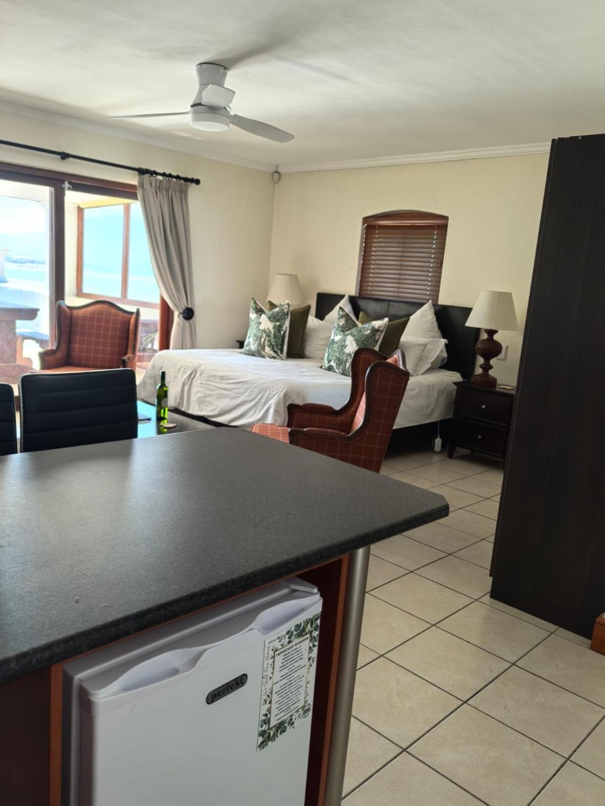 Berg En Zee Guesthouse Гордонс-Бэй Экстерьер фото