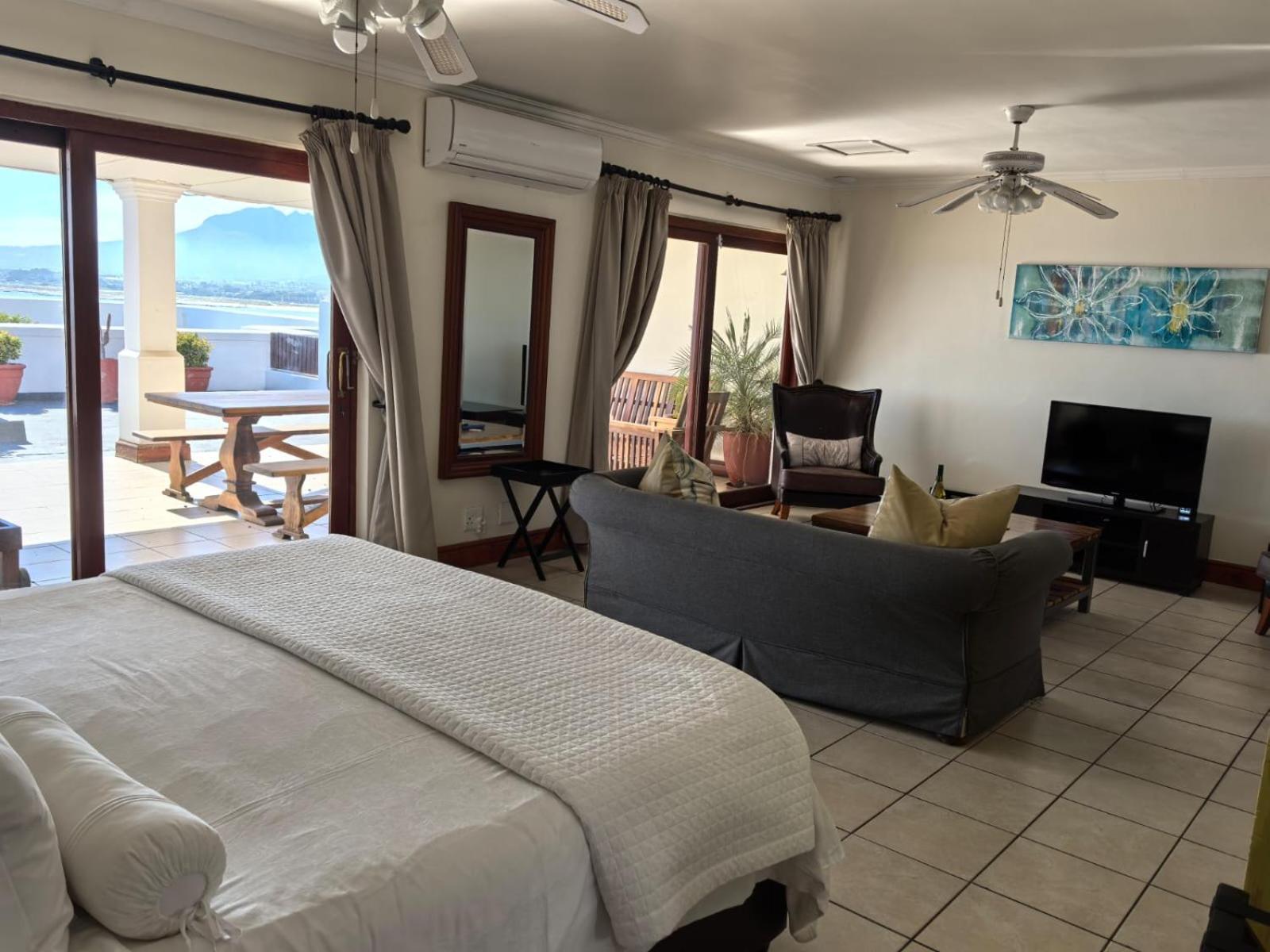 Berg En Zee Guesthouse Гордонс-Бэй Экстерьер фото